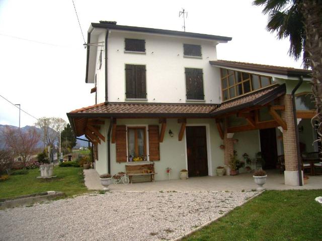 Rustico in vendita a San Quirino, Friuli-Venezia Giulia
