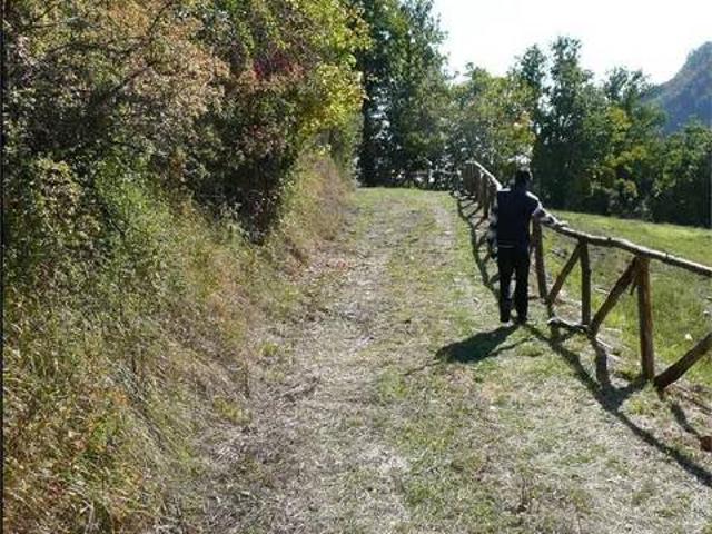 Rustico in vendita a San Romano in Garfagnana, Lucca