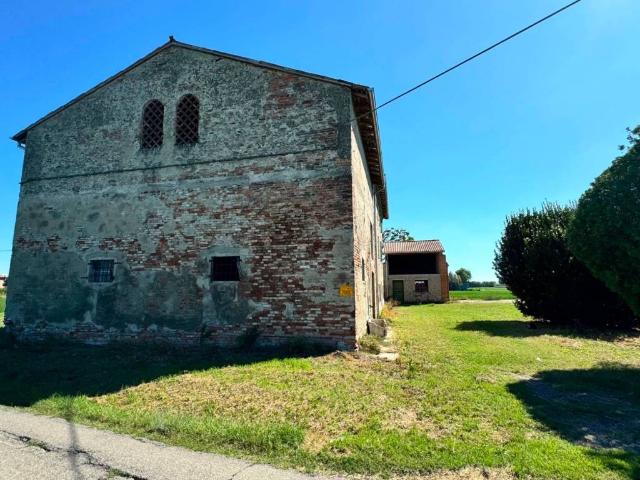 Rustico in vendita a San Secondo Parmense, Reggio Emilia