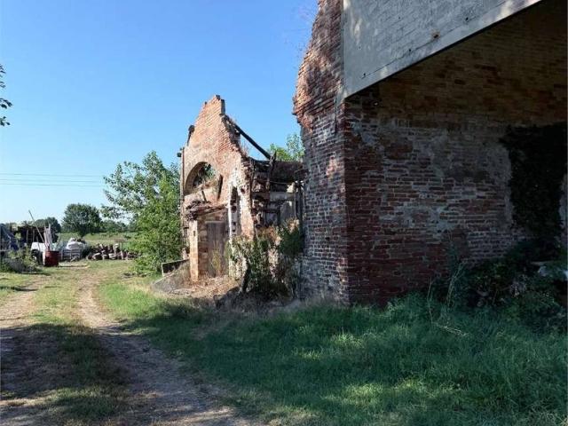 Rustico in vendita a San Secondo Parmense, Reggio Emilia
