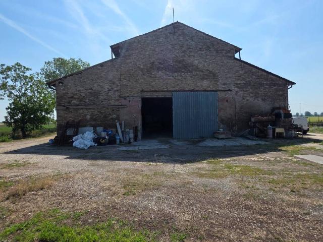 Rustico in vendita a San Secondo Parmense, Reggio Emilia