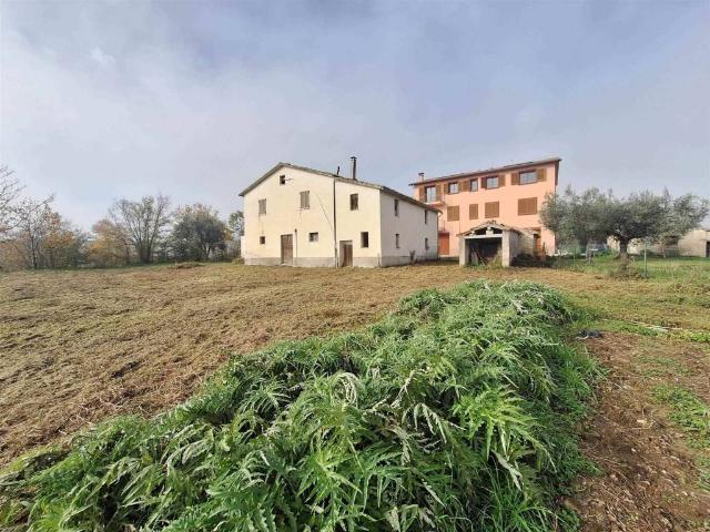 Rustico in vendita a Marche, Macerata