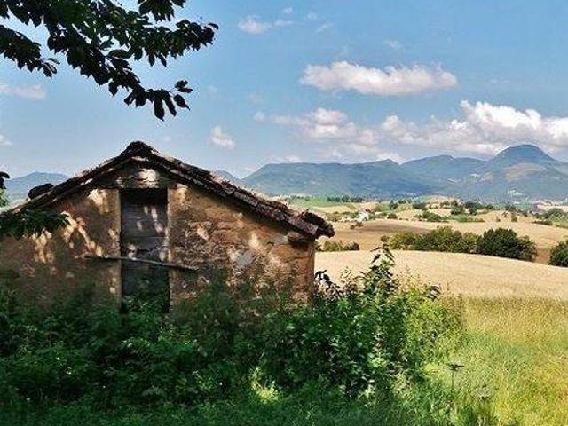Rustico in vendita a Serralta Vecchia, Marche