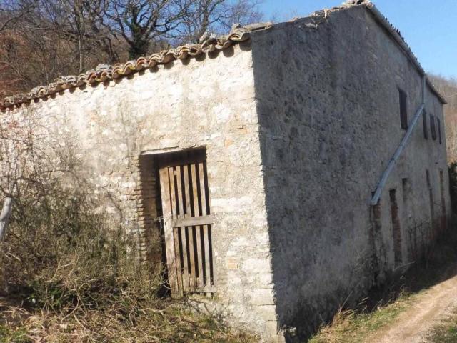 Rustico in vendita a Marche, Macerata