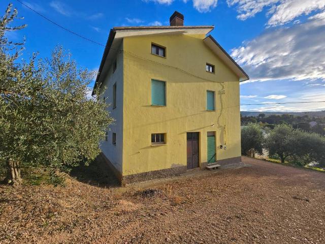 Rustico in vendita a Serralta Vecchia, Marche