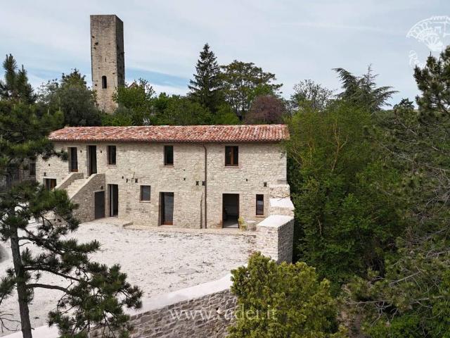 Rustico in vendita a San Venanzo, Umbria