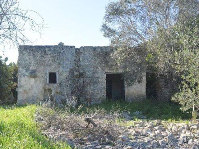 Rustico in vendita a San Vito dei Normanni, Brindisi