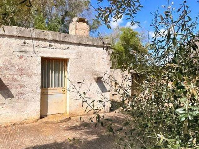 Rustico in vendita a San Vito dei Normanni, Brindisi