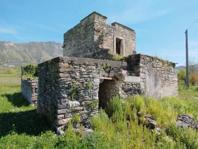 Rustico in vendita a San Pietro Infine, Campania