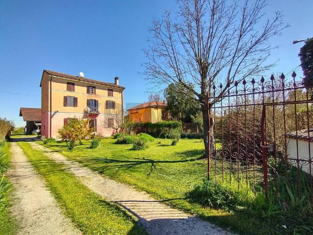 Rustico in vendita a San Zenone Po, Lombardia