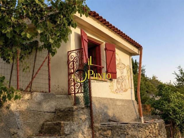 Rustico in vendita a San Remo, Liguria