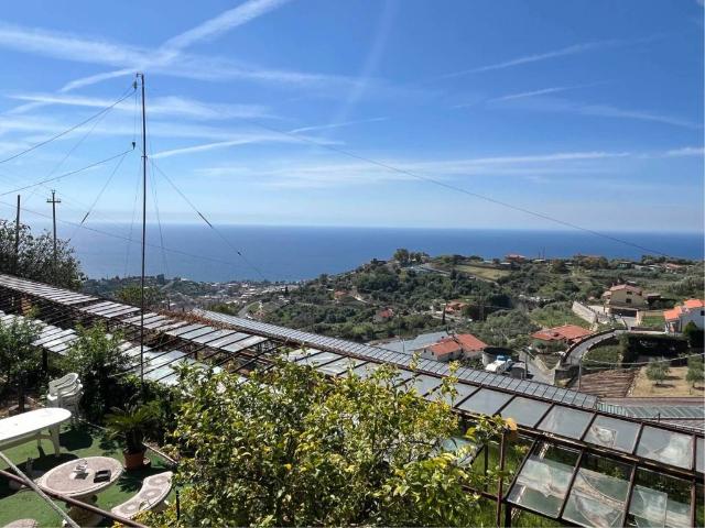 Rustico in vendita a Torre dei Stevani, San Remo