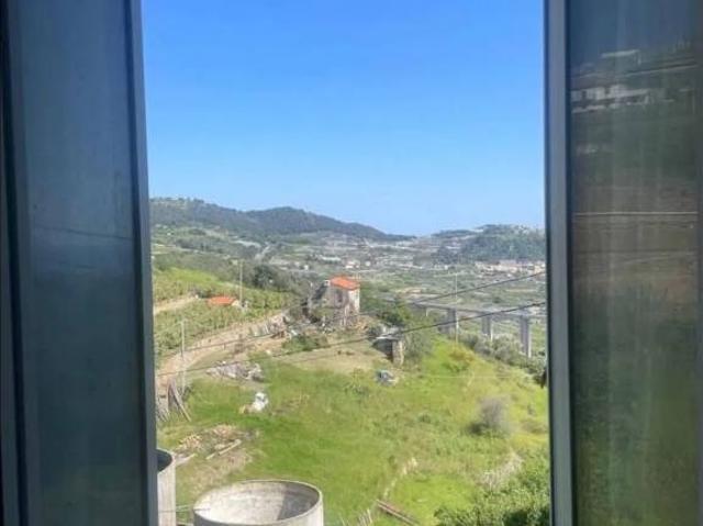 Rustico in vendita a Baiardo, Liguria