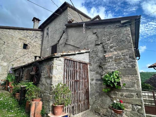 Rustico in vendita a La Montagna, Sansepolcro