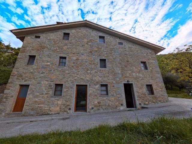 Rustico in vendita a Sansepolcro, Toscana