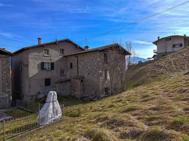 Rustico in vendita a Comunità Montana della Valle Brembana, Santa Brigida