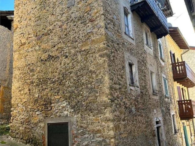Rustico in vendita a Comunità Montana della Valle Brembana, Santa Brigida