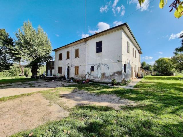 Rustico in vendita a Staffoli, Santa Croce sull'Arno
