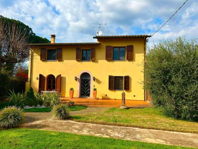 Rustico in vendita a Santa Croce Sull'arno, Toscana