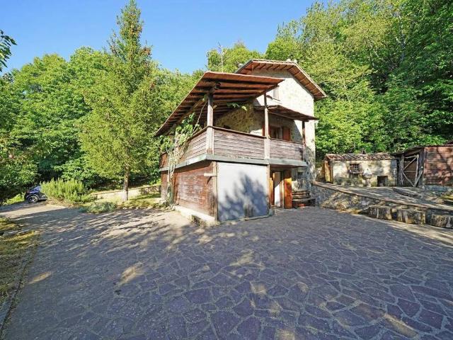 Rustico in vendita a Unione dei Comuni Montani Amiata Grossetana, Santa Fiora