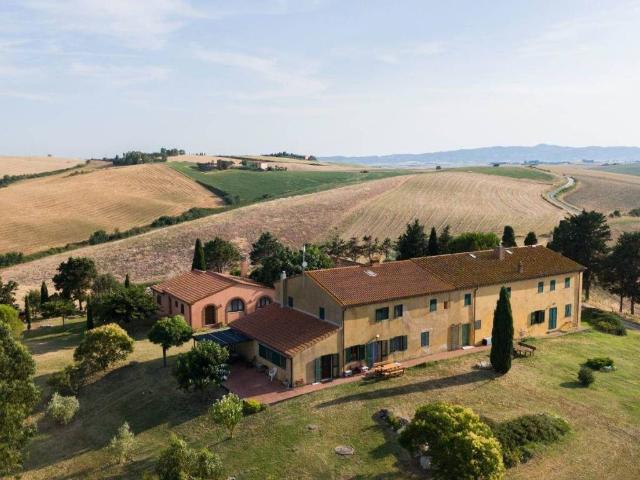 Rustico in vendita a Santa Luce, Toscana