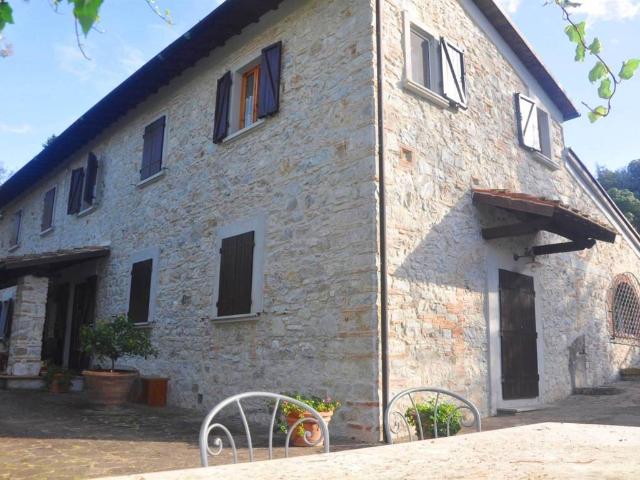 Rustico in vendita a Santa Luce, Toscana