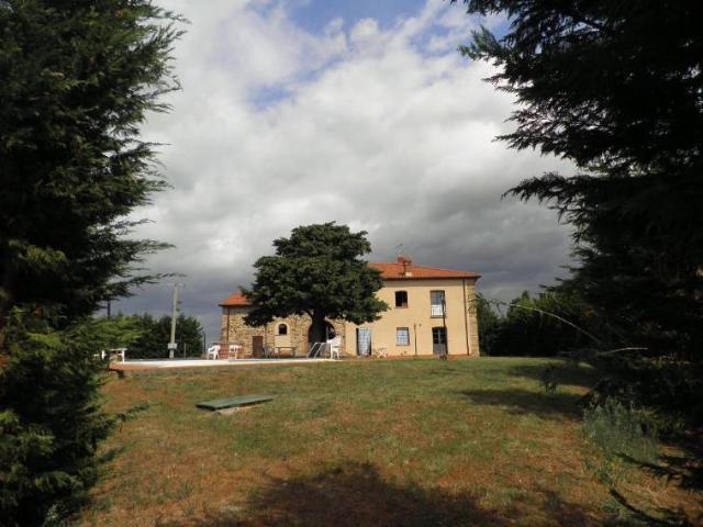 Rustico in vendita a Santa Luce, Toscana