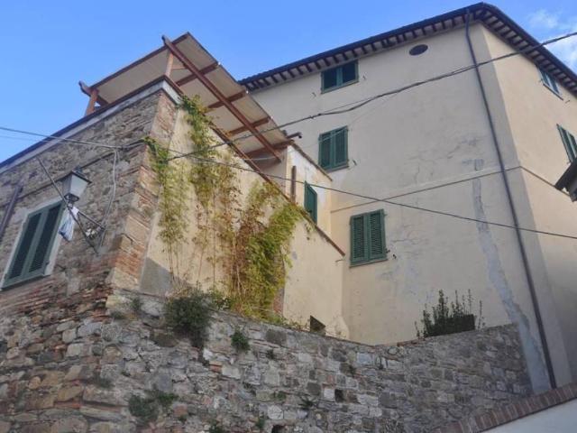 Rustico in vendita a Santa Luce, Toscana