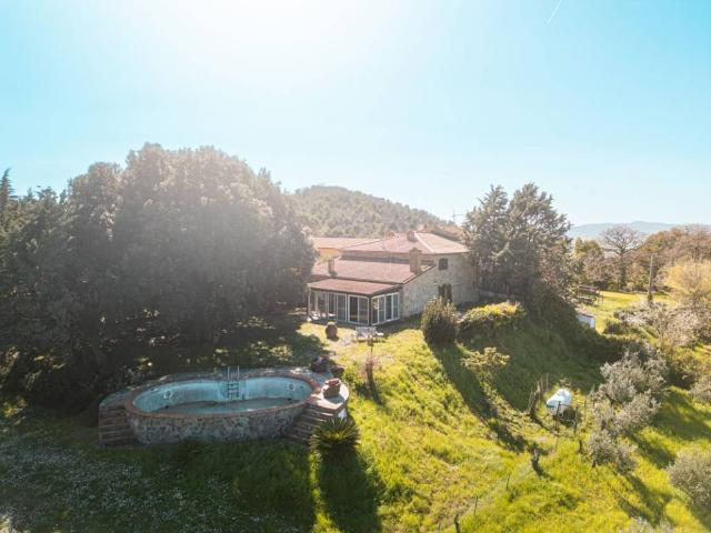 Rustico in vendita a Santa Luce, Toscana
