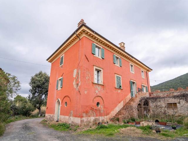 Rustico in vendita a Santa Luce, Toscana