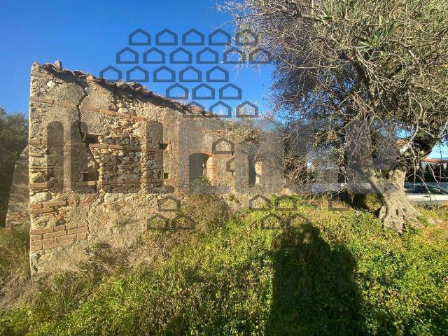 Rustico in vendita a Santa Lucia Di, Sicilia