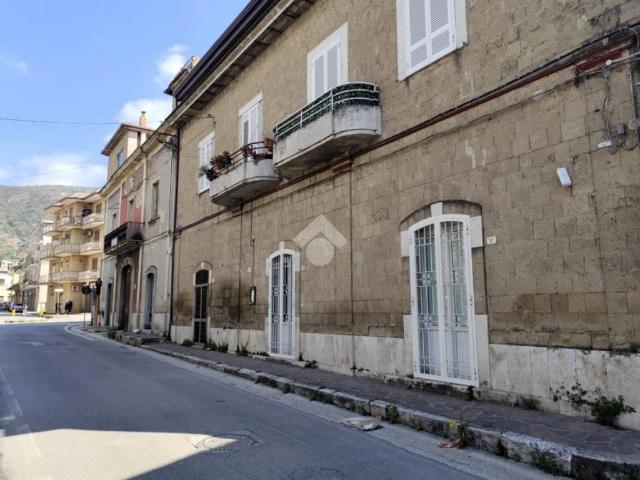 Rustico in vendita a Santa Maria A Vico, Campania