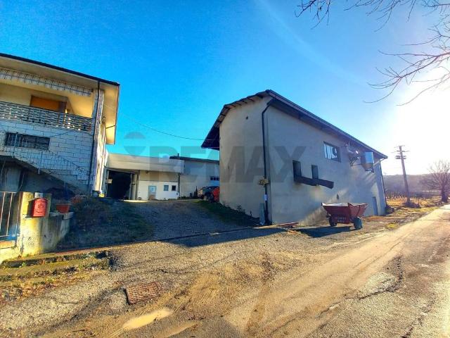 Rustico in vendita a Santa Maria Della Versa, Lombardia