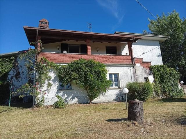 Rustico in vendita a Alta Val Tidone, Santa Maria Della Versa