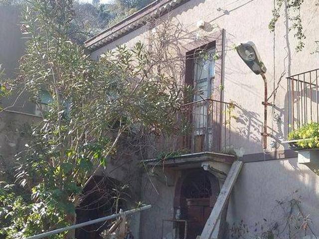 Rustico in vendita a Santa Teresa Di Riva, Sicilia