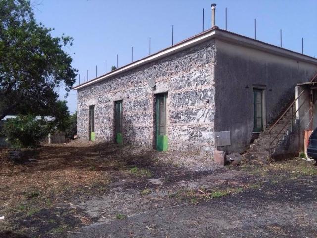 Rustico in vendita a Santa Venerina, Sicilia