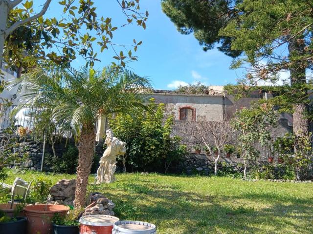 Rustico in vendita a Badia, Santa Venerina