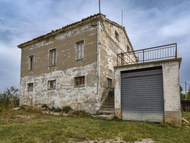 Rustico in vendita a Marche, Fermo