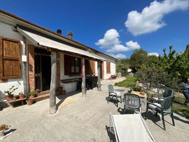 Rustico in vendita a Unione di comuni Valmarecchia, Sant'agata Feltria