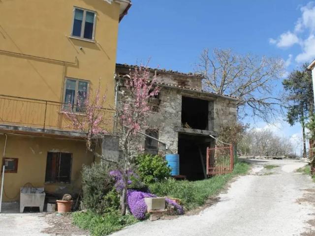 Rustico in vendita a Unione di comuni Valmarecchia, Sant'agata Feltria