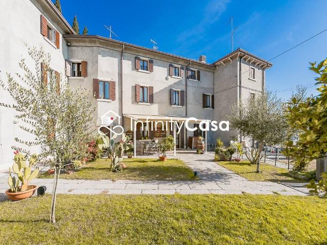 Rustico in vendita a Domegliara, Sant'ambrogio Di