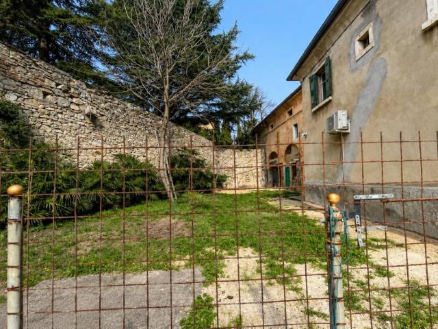 Rustico in vendita a Sant'ambrogio Di, Veneto