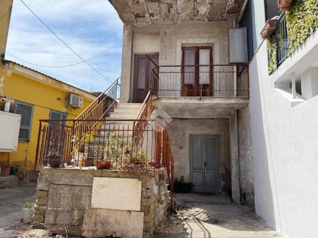 Rustico in vendita a Sant'anastasia, Campania