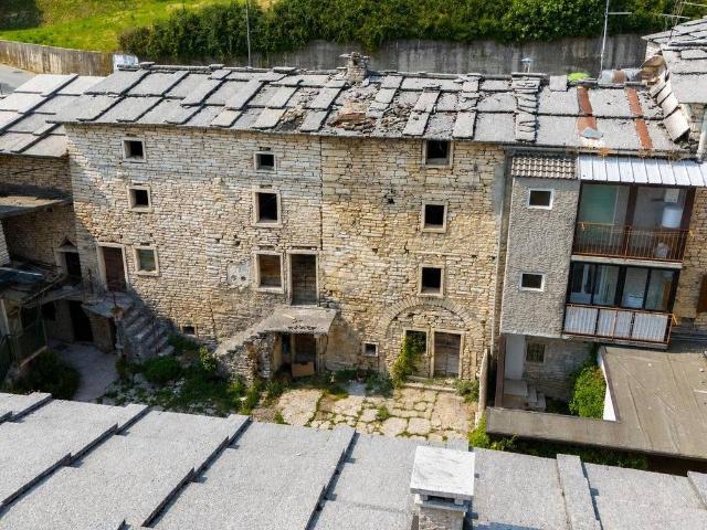 Rustico in vendita a Sant'anna D'alfaedo, Veneto
