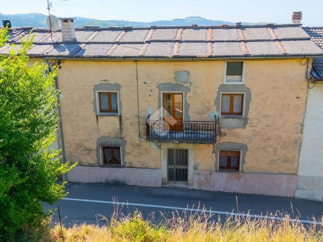 Rustico in vendita a Sant'anna D'alfaedo, Veneto