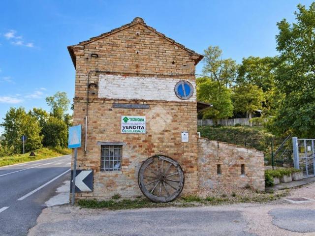 Rustico in vendita a Cretarola, Sant'Elpidio a Mare