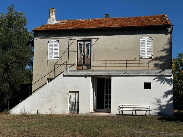 Rustico in vendita a Marche, Fermo