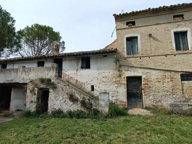 Rustico in vendita a Marche, Fermo