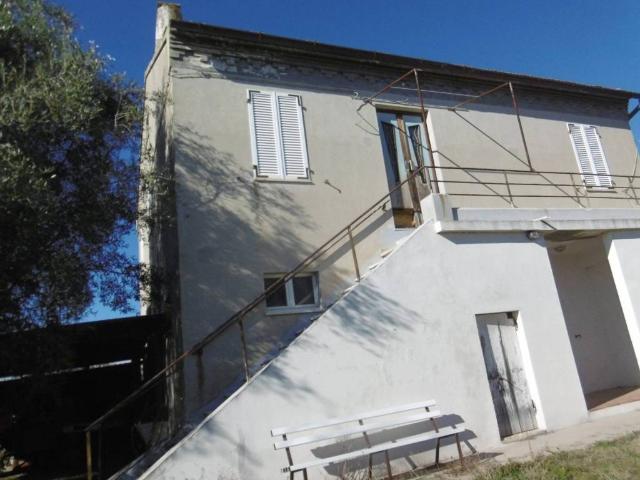 Rustico in vendita a Marche, Fermo