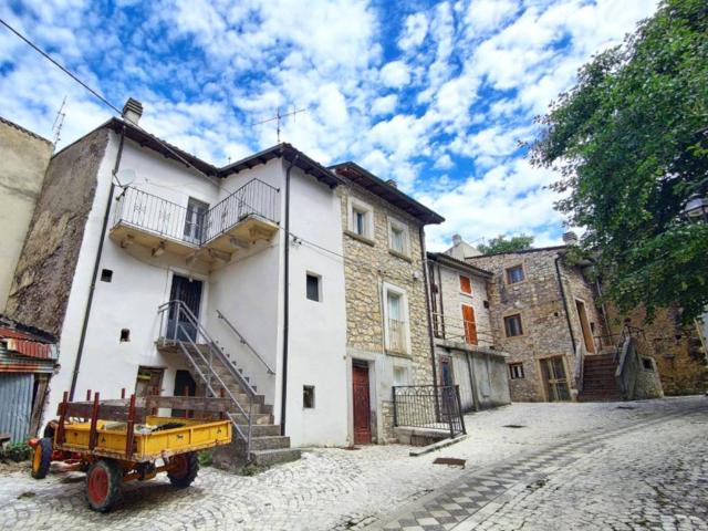 Rustico in vendita a Sant'eufemia A Maiella, Abruzzo